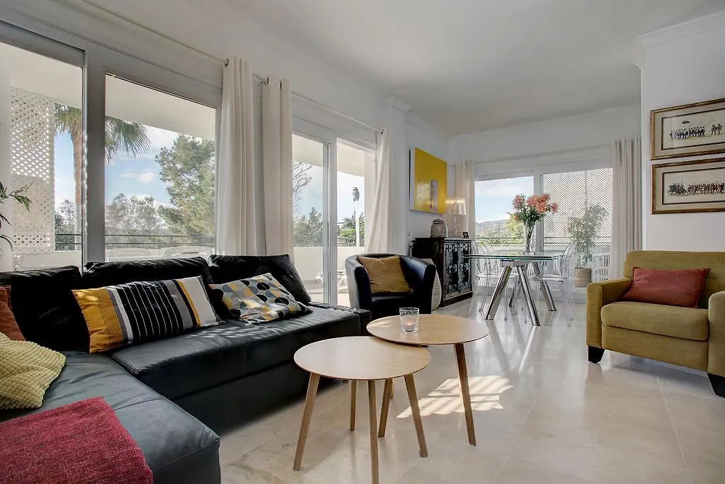 Sunny Golf Apartment Estepona