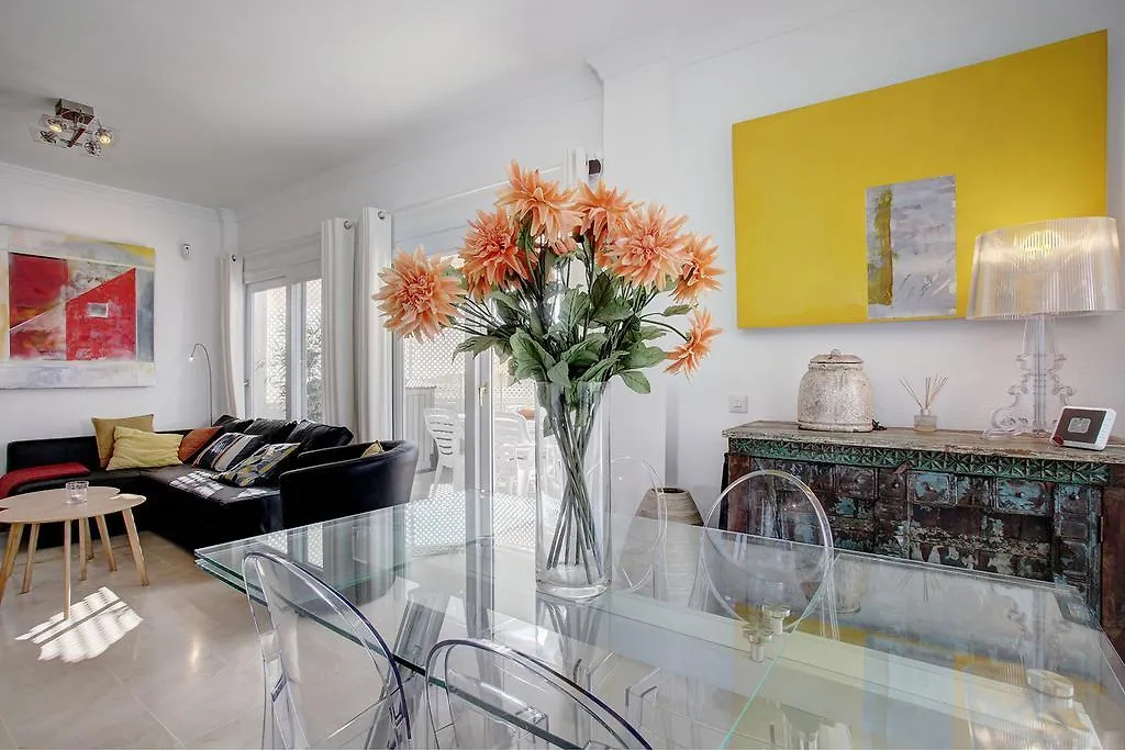 Sunny Golf Apartment Estepona 0*,  Spanje